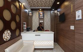 Hotel O Us Residency